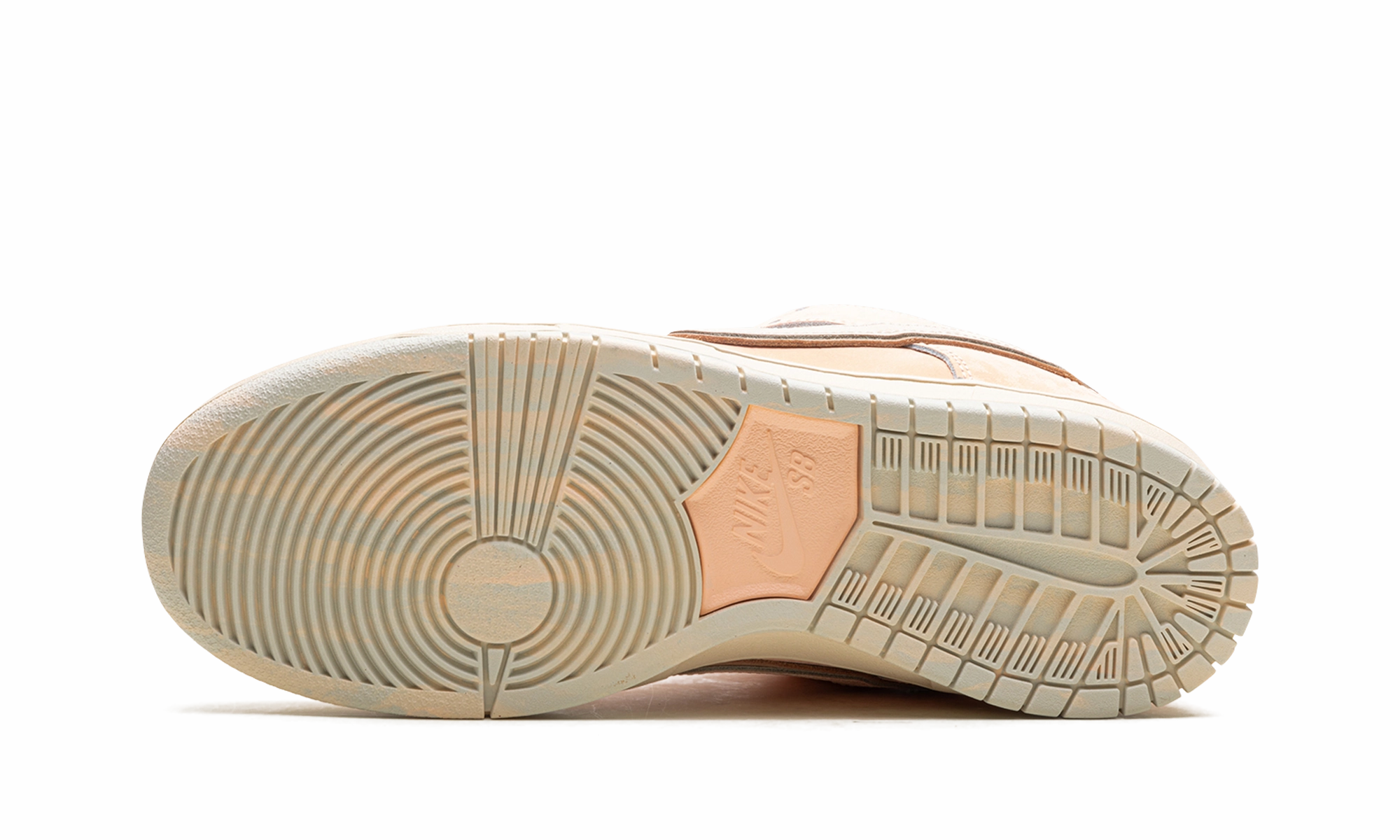 Nike SB Dunk Low Pro PRM "Guava Ice" nike sb dunk skateboarding shoes