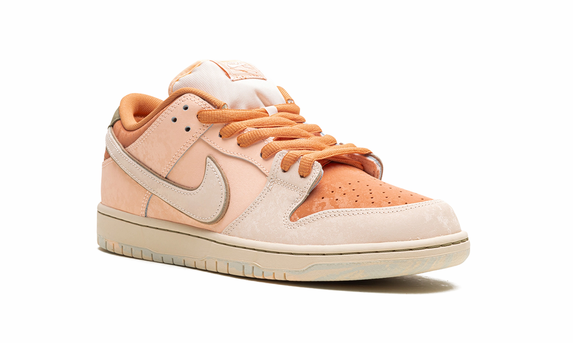 Nike SB Dunk Low Pro PRM "Guava Ice" nike sb dunk skateboarding shoes