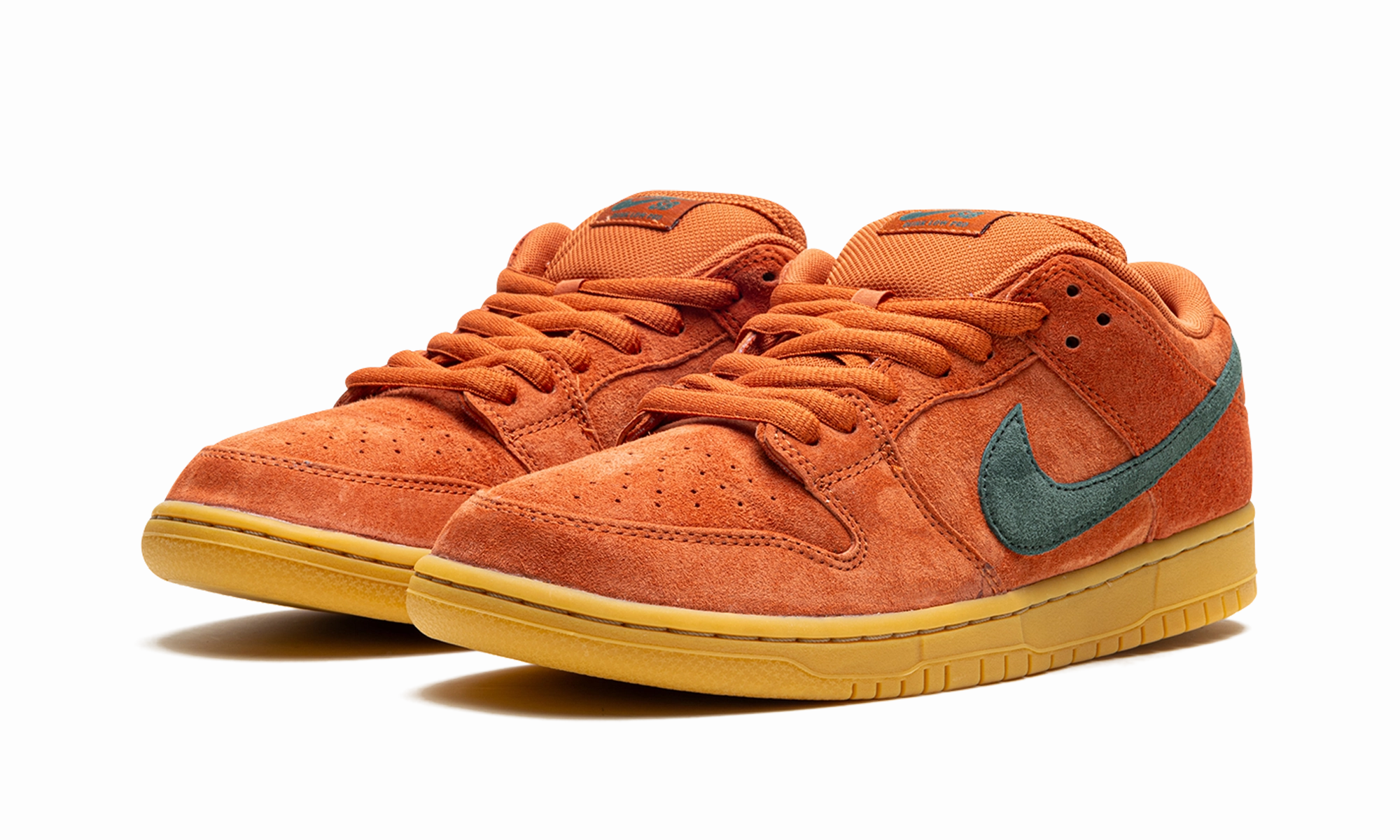 Nike SB Dunk Low Pro "Burnt Sunrise" nike sb dunk skateboarding shoes
