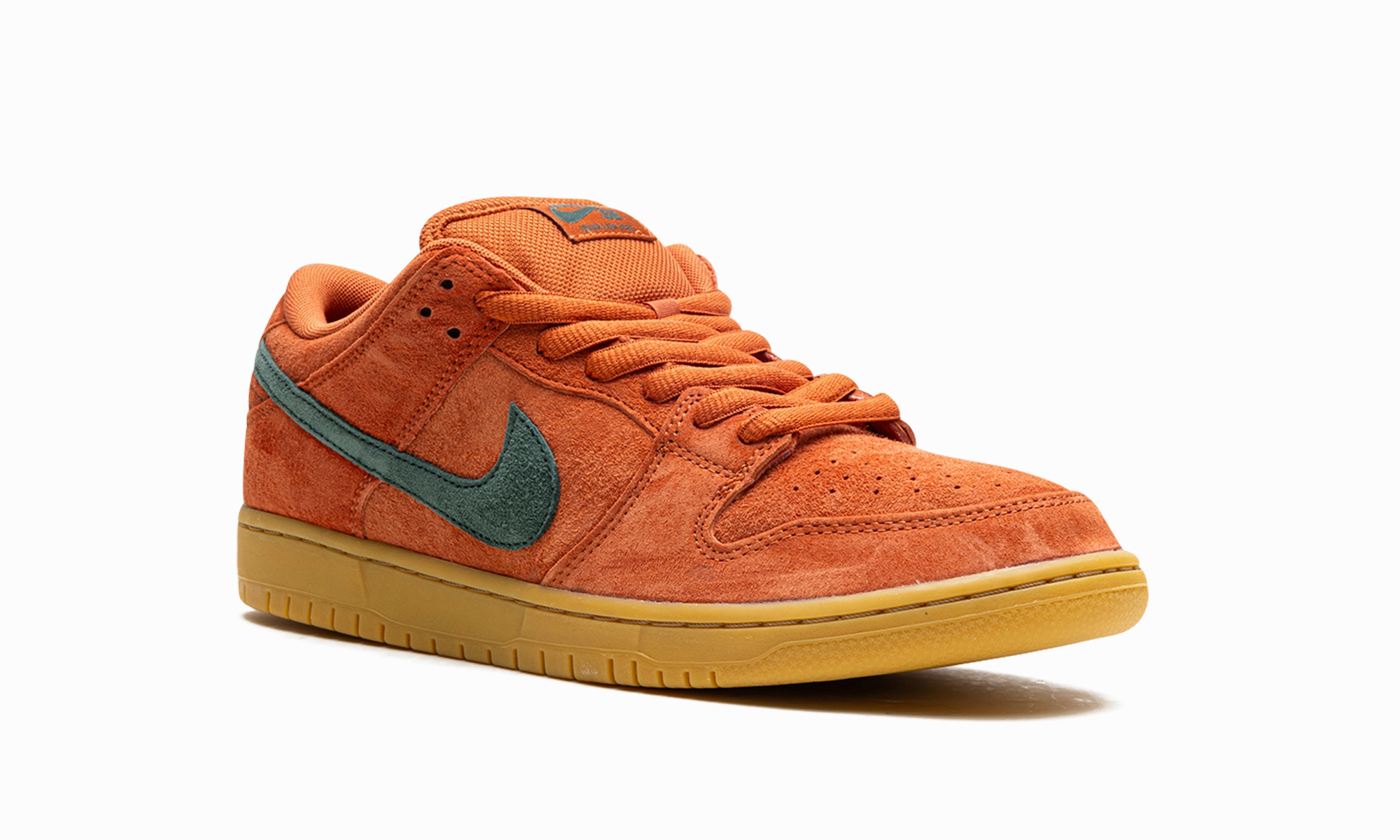 Nike SB Dunk Low Pro "Burnt Sunrise" nike sb dunk skateboarding shoes