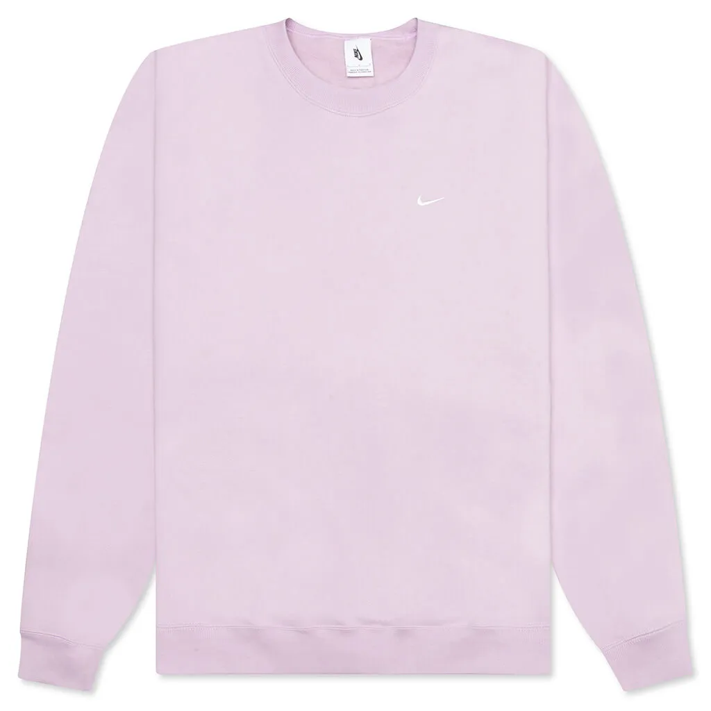 NikeLab Fleece Crewneck - Doll/White Nike signature design with comfort fit