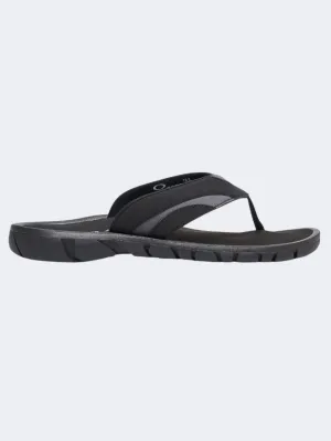 Oakley O Coil Men Lifestyle Slippers Black Mens shoes for everyday urban style