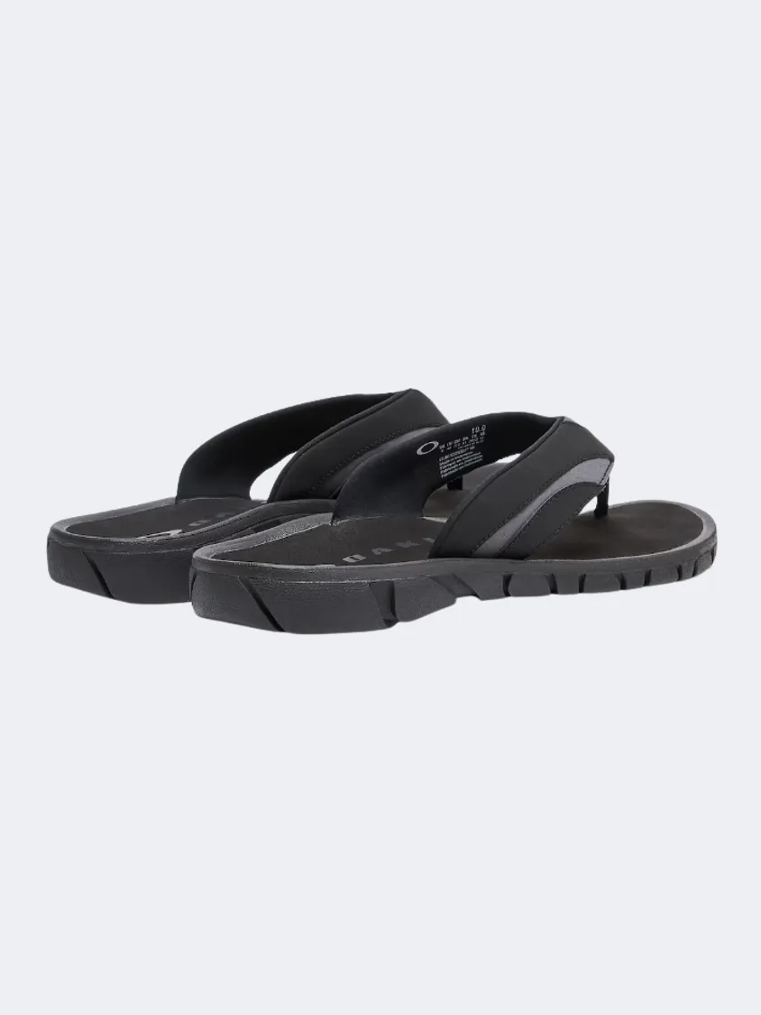 Oakley O Coil Men Lifestyle Slippers Black Mens Casual Everyday Sneakers