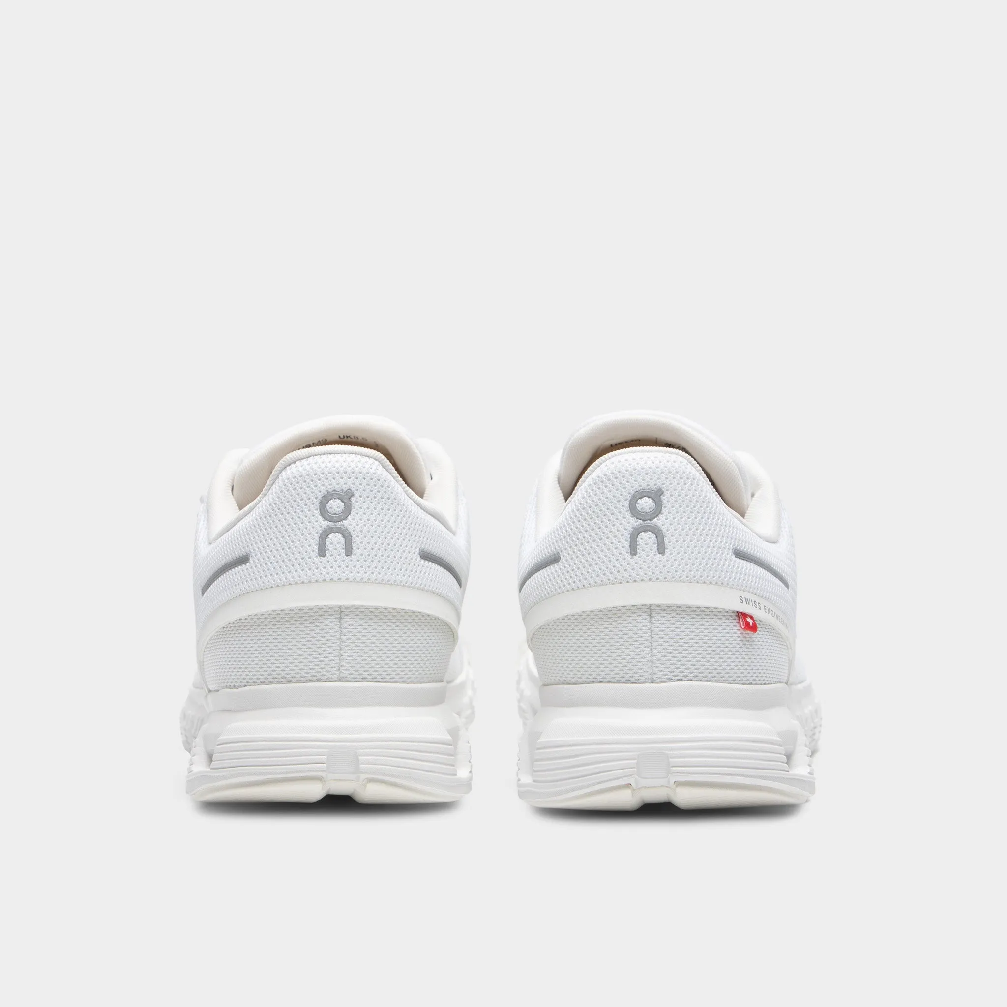 On Cloud 6 White / White On Shoes