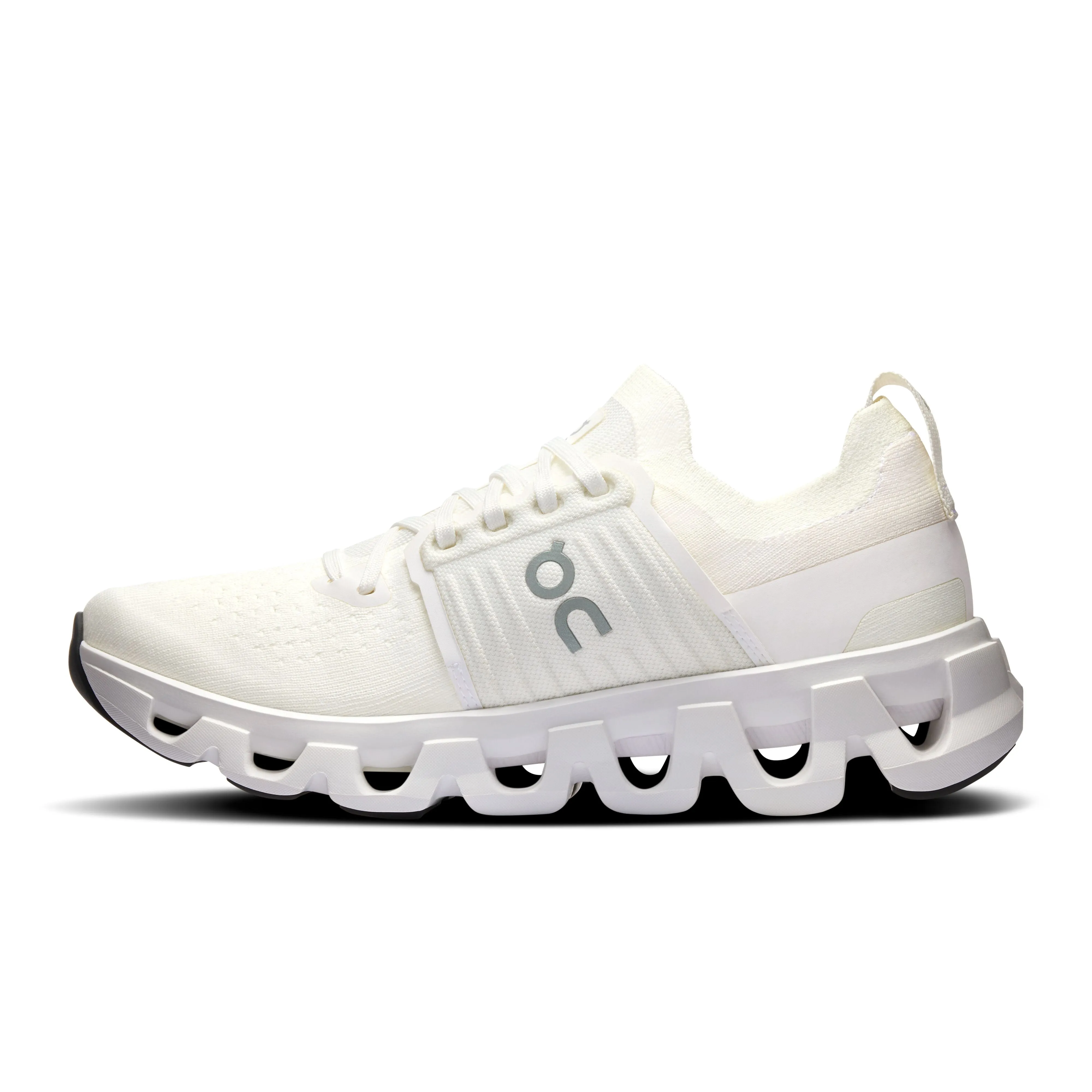 On Women's Cloudswift 4 Shoes - White / White On Cloud Shoes