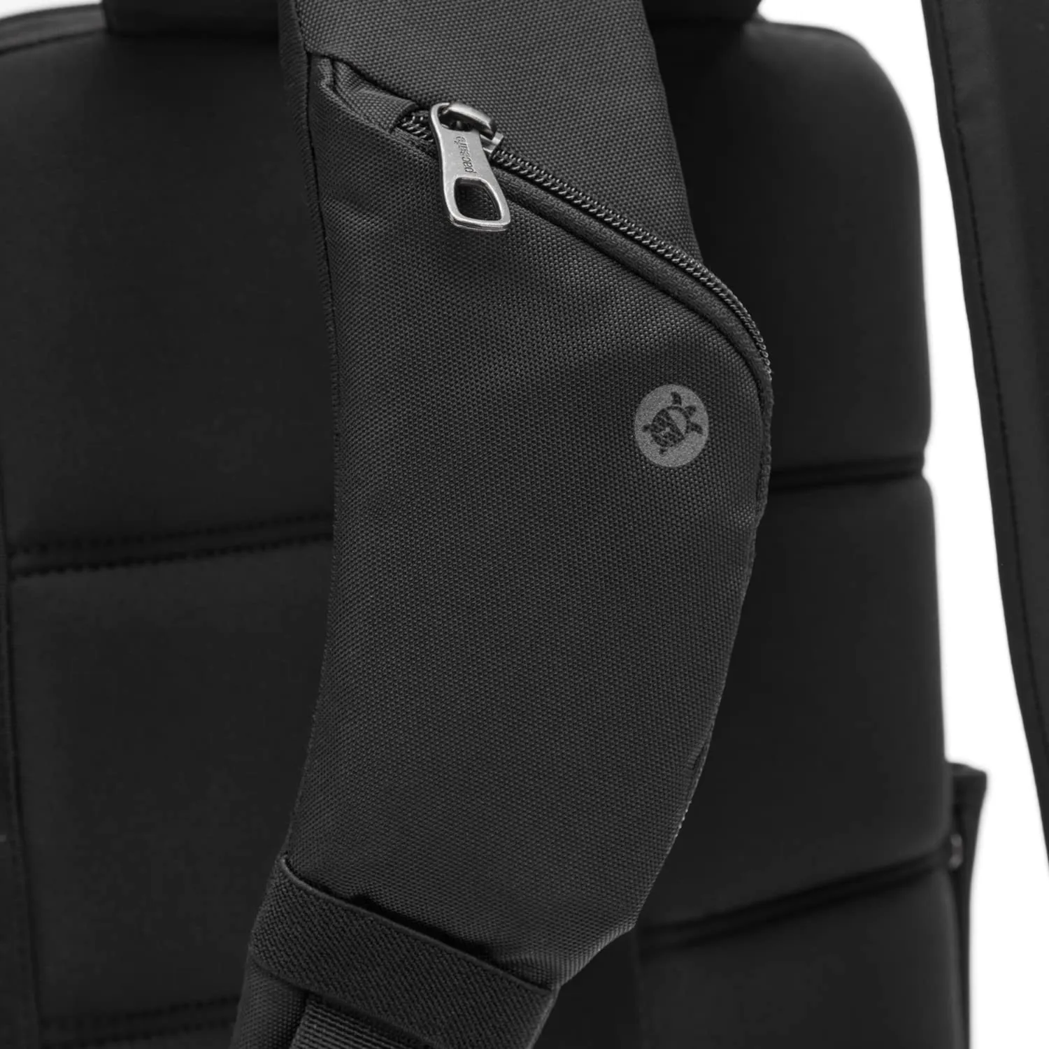 Pacsafe Metrosafe X 16" Commuter Backpack Bags Pacsafe