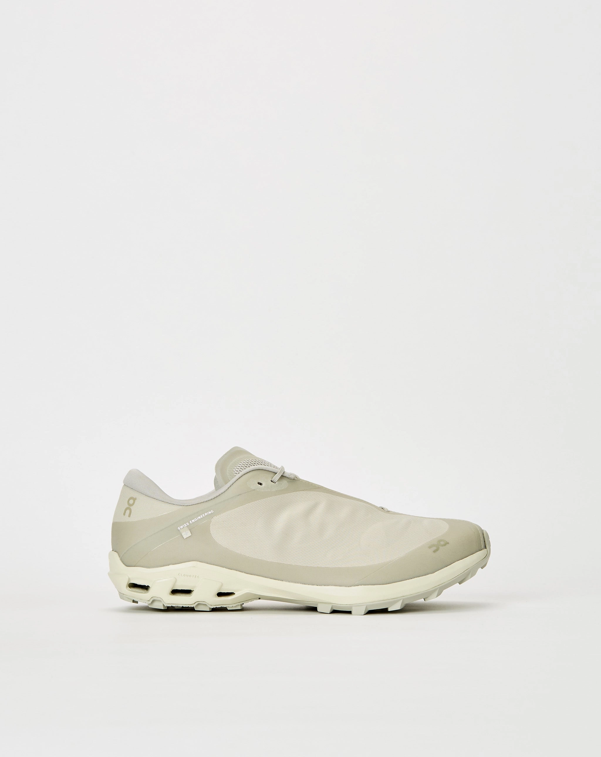 Post Archive Faction x Cloudventure Peak On Running footwear