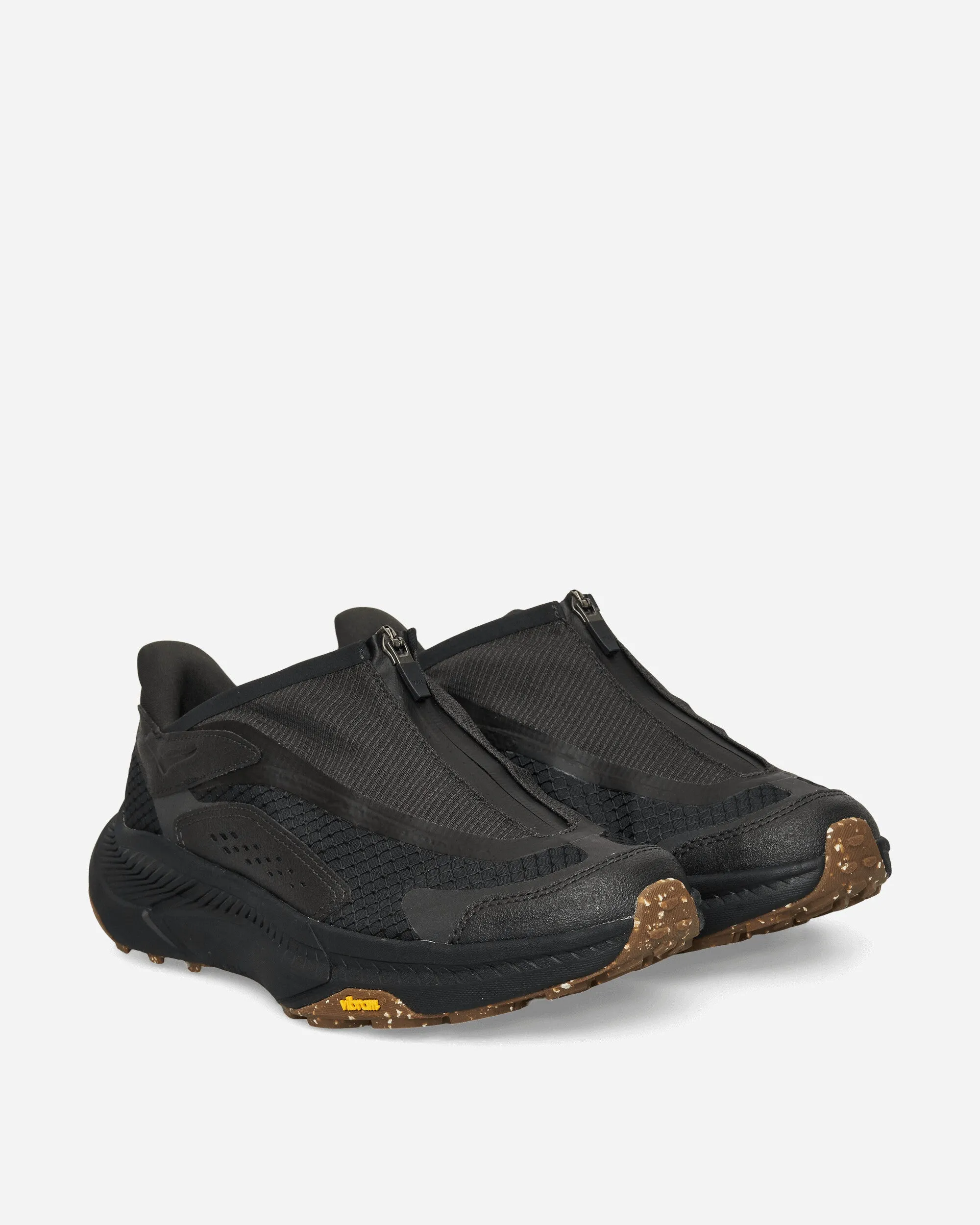 Project Transport Sneakers Carbon Black / Black Max Cushion Trainers