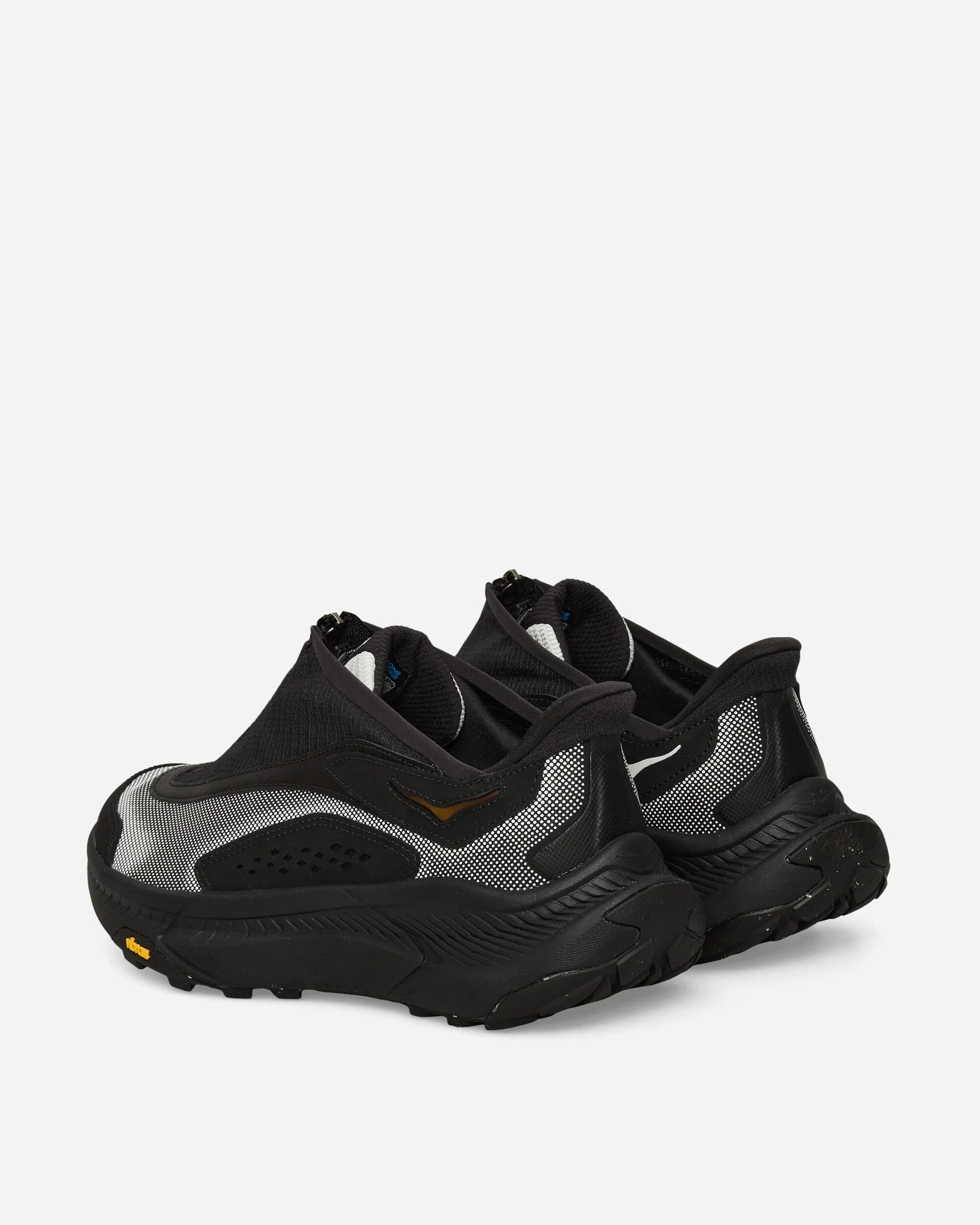 Project Transport TS Sneakers Black / White Max Cushion Trainers