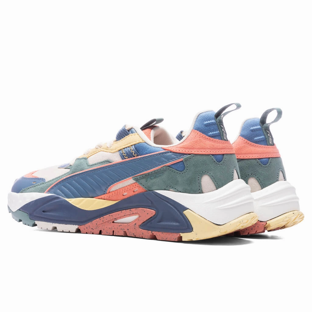 RS-TRCK RE: Escape - Vapor Gray/Deep Dive/Hibiscus Flower Puma Suede Street Sneakers