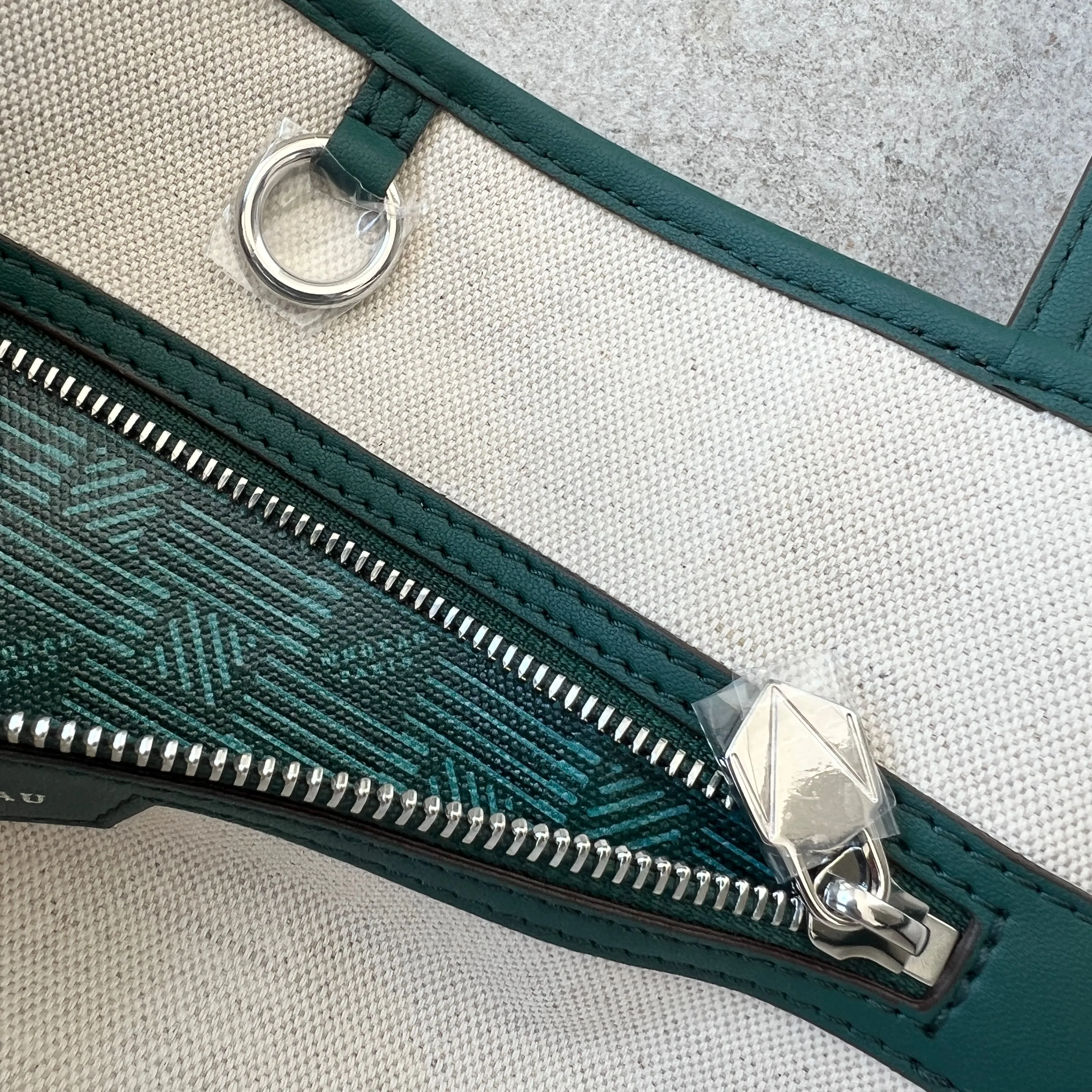 Saint Tropez Open Tote MM, Dark Green Moreau Bags
