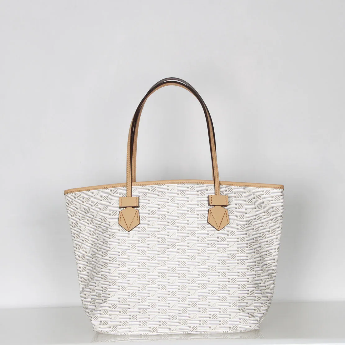 Saint Tropez Open Tote MM, Milk / Cappuccino Trim Moreau Bags