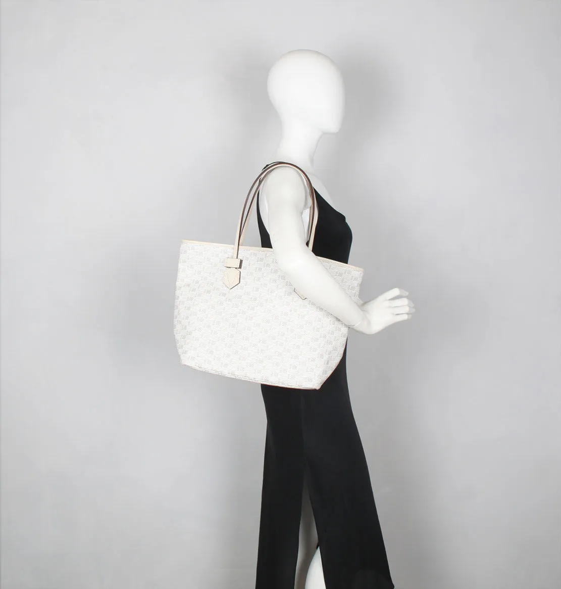Saint Tropez Open Tote MM, Milk Moreau Bags