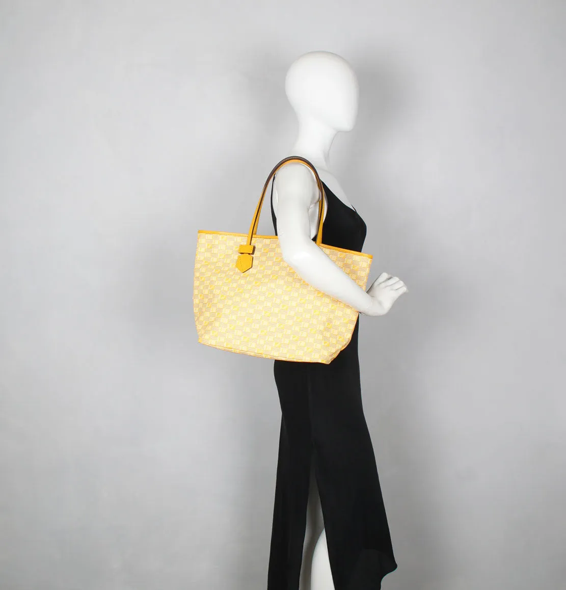 Saint Tropez Open Tote MM, Yellow Moreau Bags