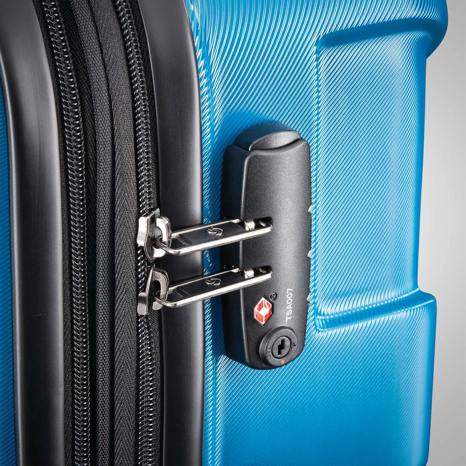 Samsonite Centric 20-inch Hardside Spinner Bags Samsonite