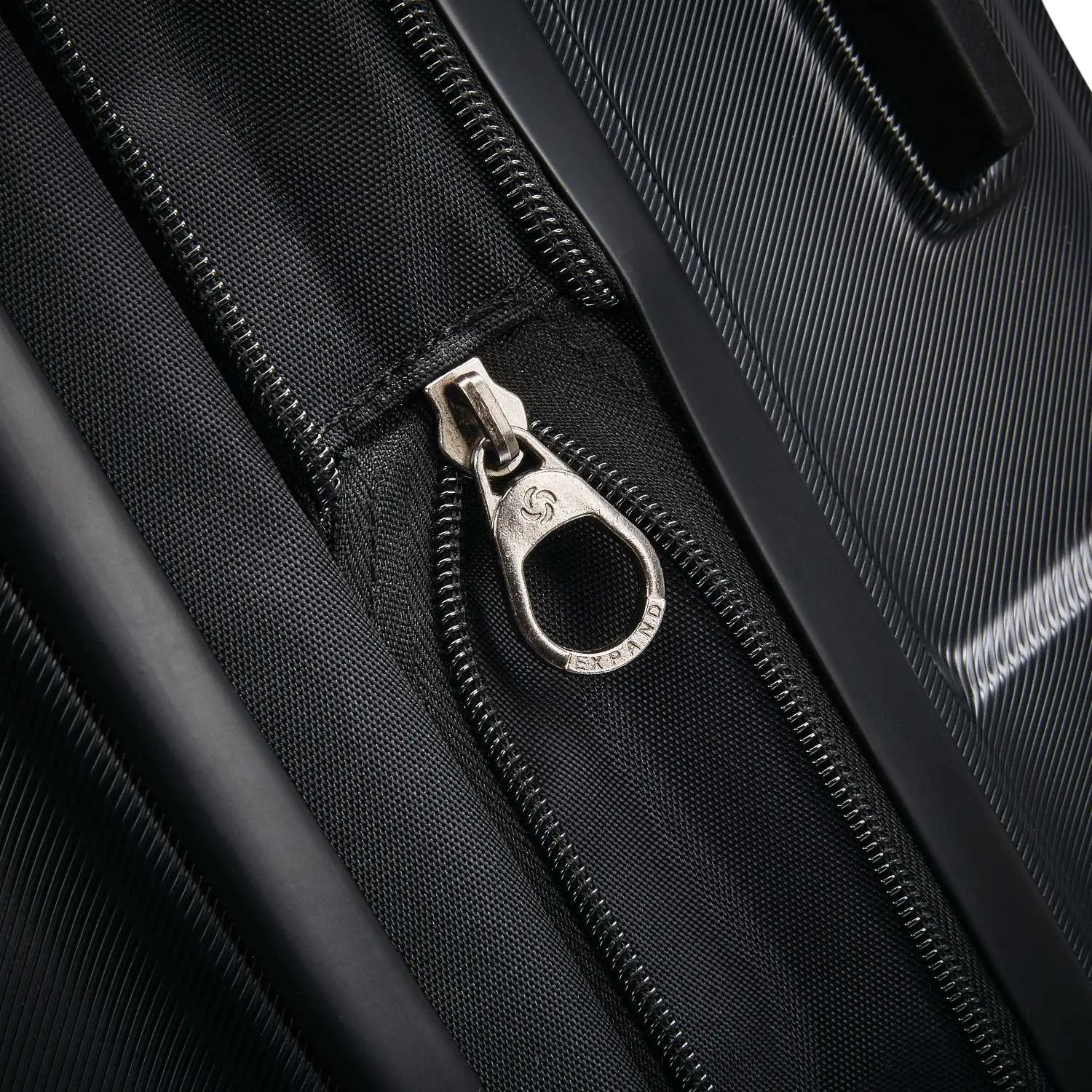 Samsonite Centric 20-inch Hardside Spinner Bags Samsonite