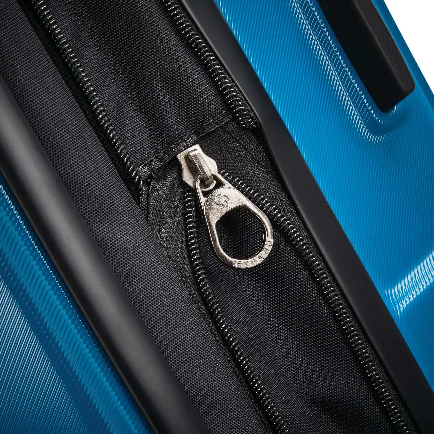 Samsonite Centric 20-inch Hardside Spinner Bags Samsonite