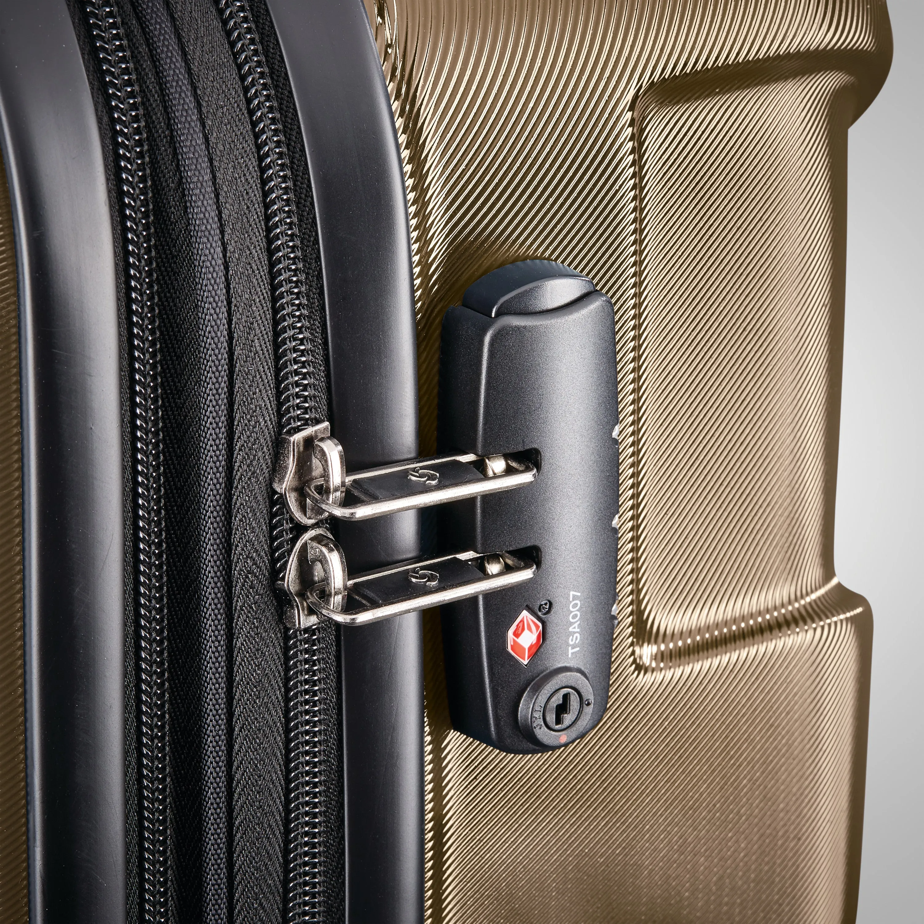 Samsonite Centric 20-inch Hardside Spinner Bags Samsonite