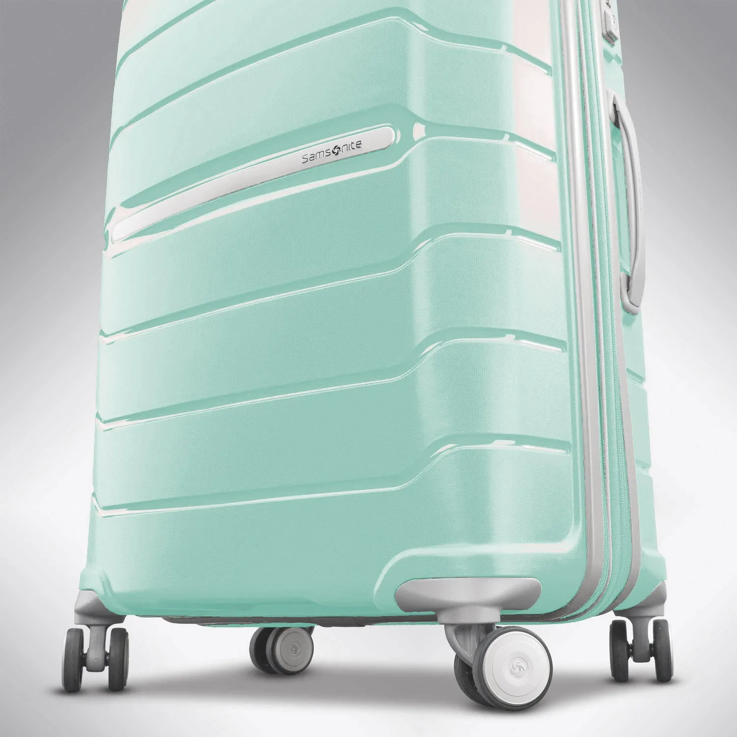 Samsonite Freeform 24" 4-Wheel Medium Luggage Bags Samsonite