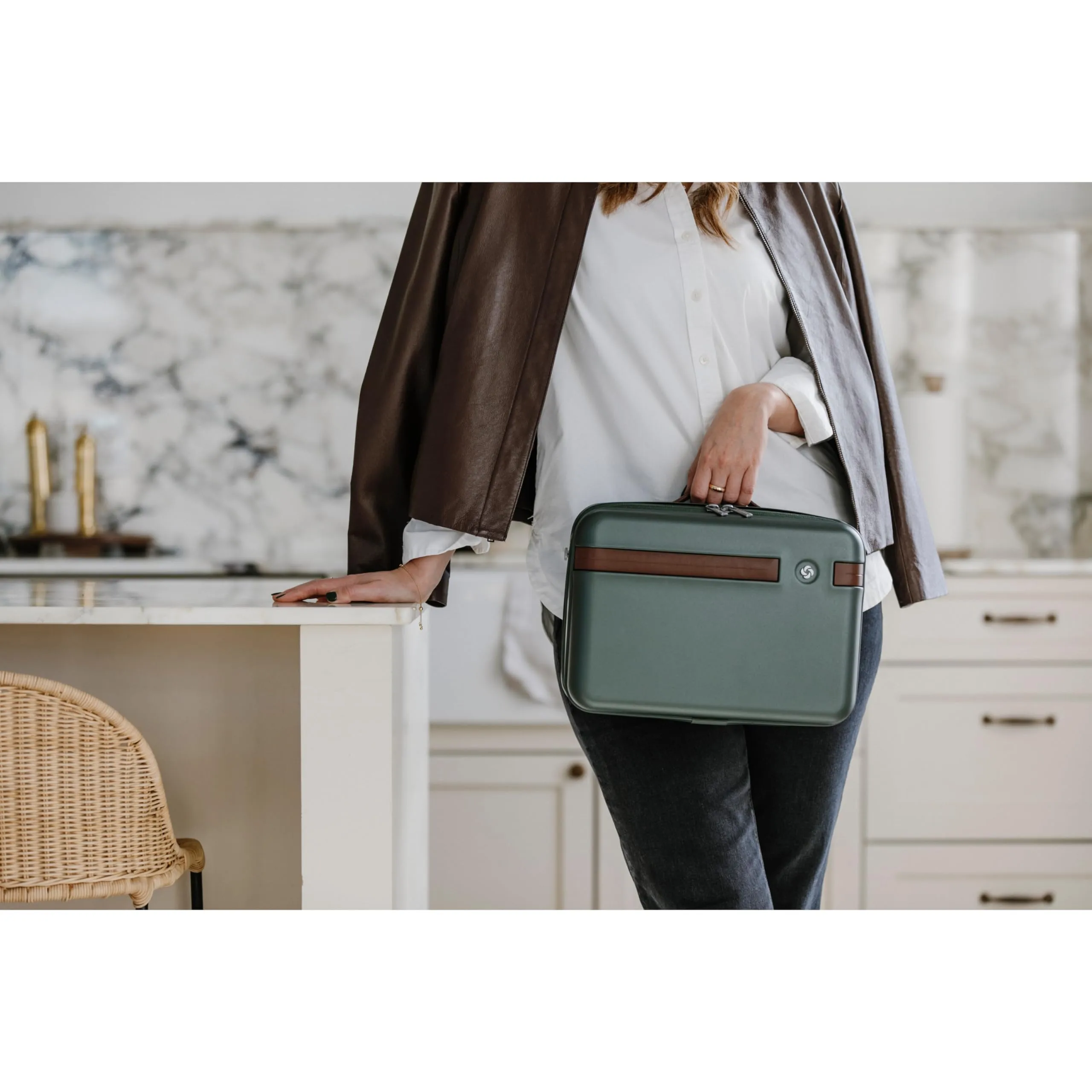 Samsonite Virtuosa Hardside Train Case, Crossbody Travel Makeup Case with Removable Strap Bags Samsonite
