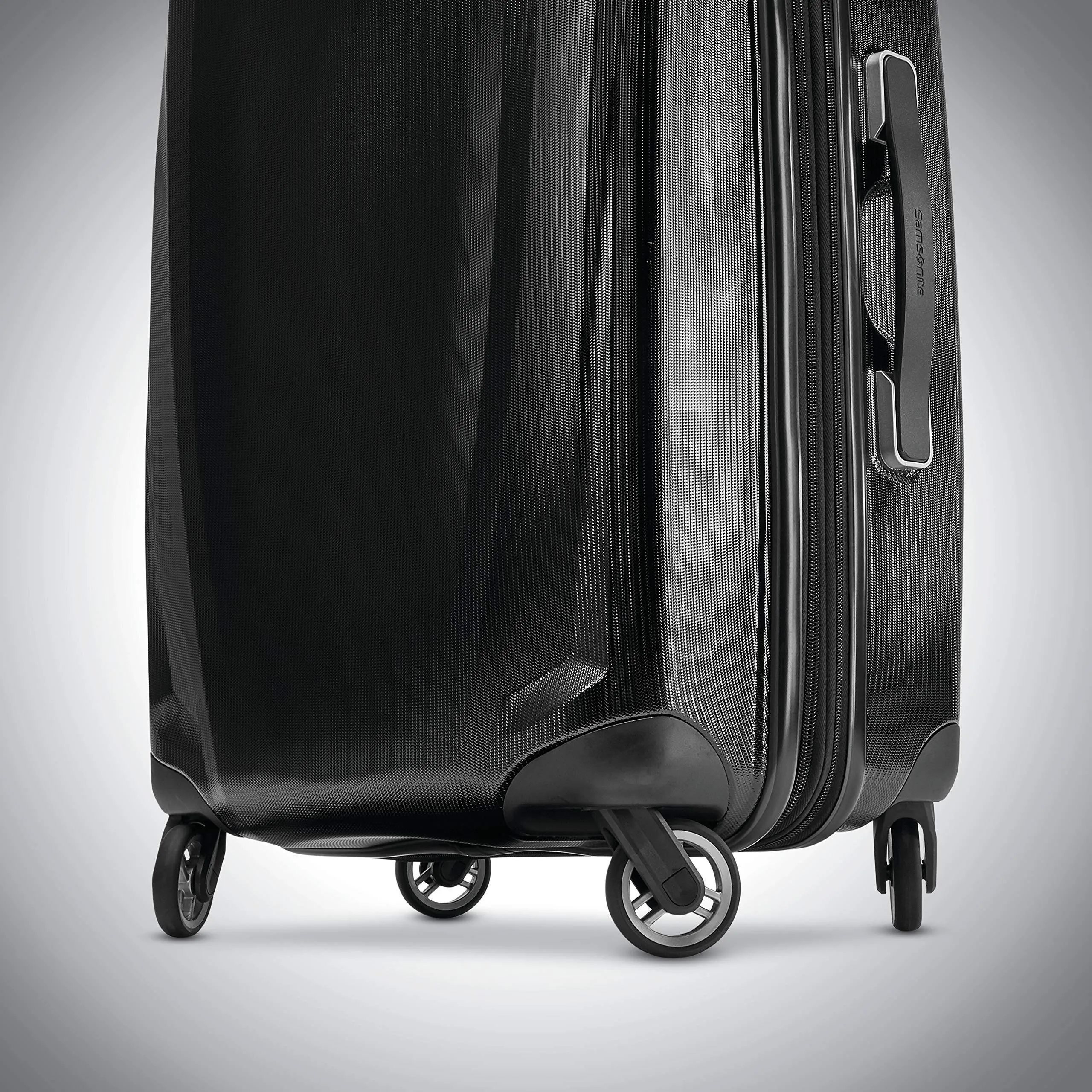 Samsonite Winfield 3 DLX Carry-On 20-Inch 4-Wheel Carry-On Luggage Bags Samsonite
