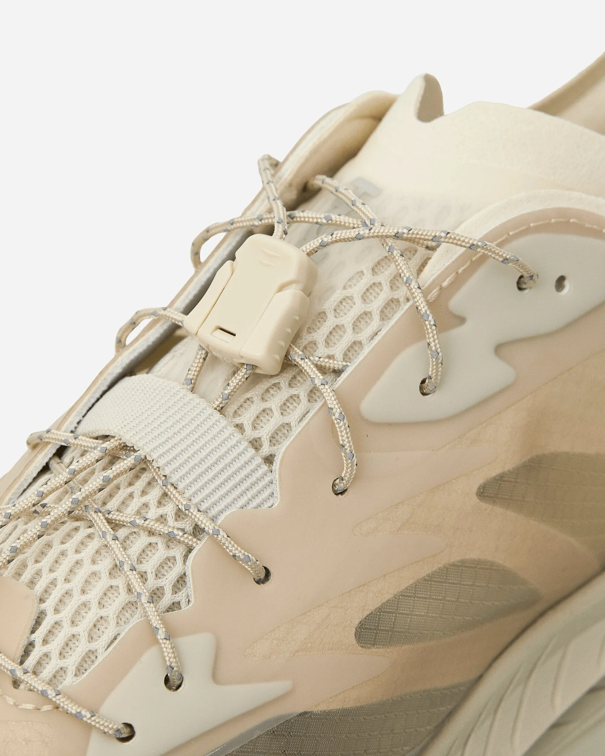 Satisfy Mafate Speed 4 Lite Sneakers Bone Max Cushion Trainers