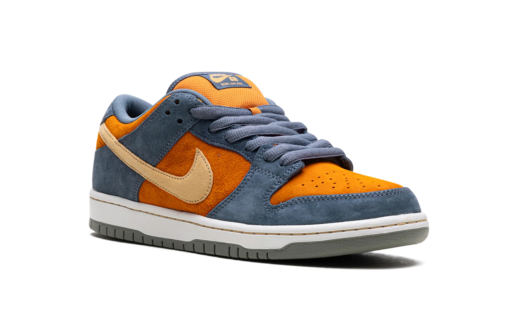 SB Dunk Low Pro "Light Carbon" nike everyday mens shoes