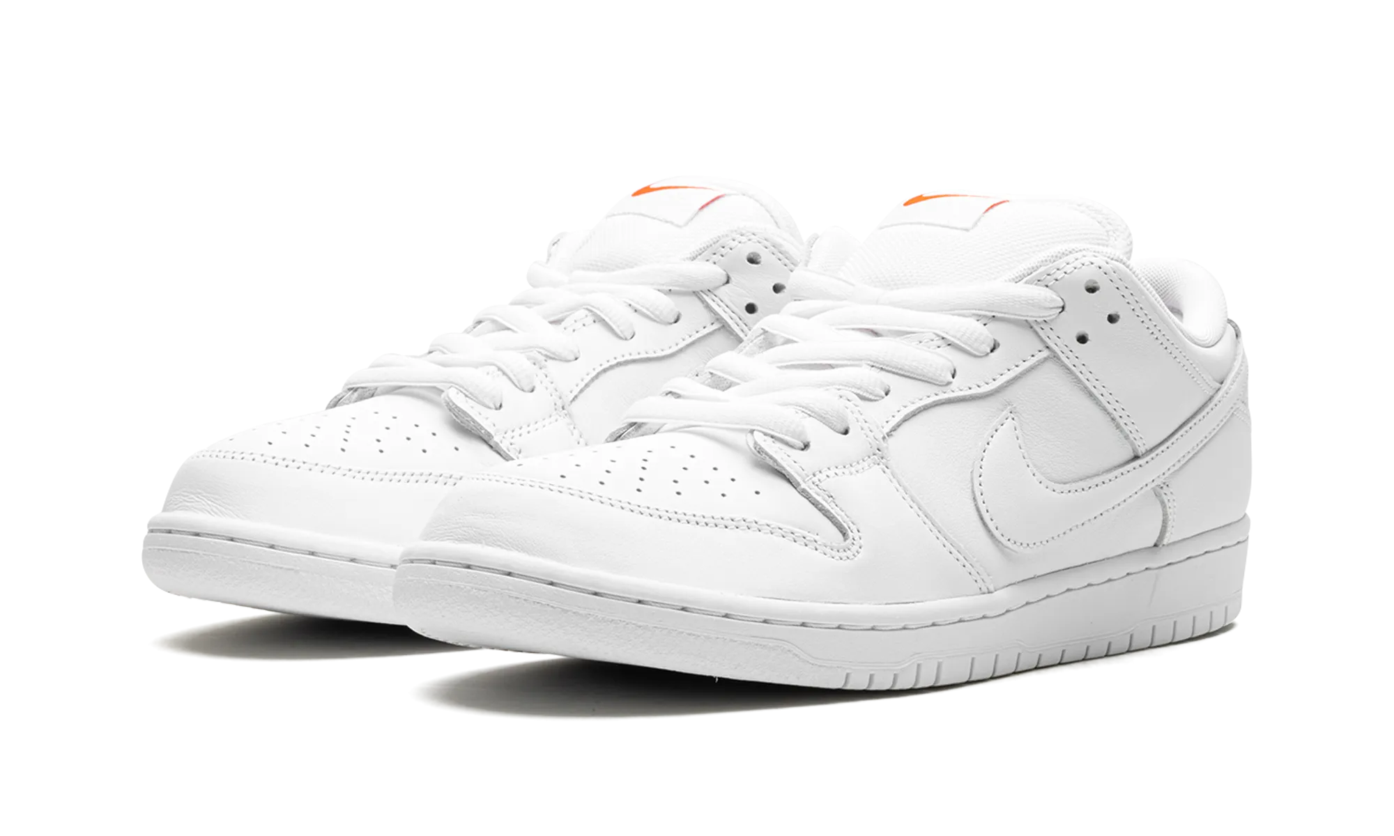 SB Dunk Low Pro "Triple White" nike breathable mens trainers