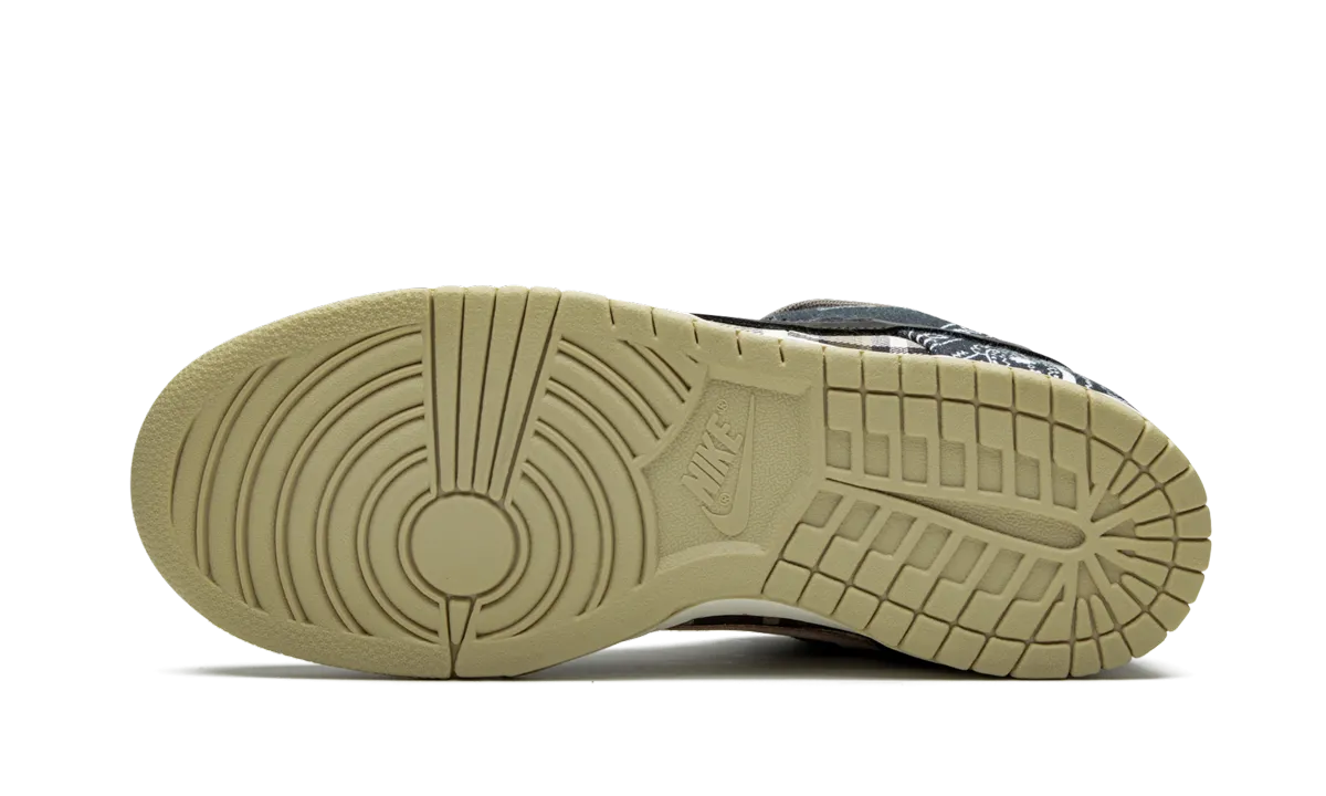SB Dunk Low QS Special Box "Travis Scott" nike everyday mens shoes