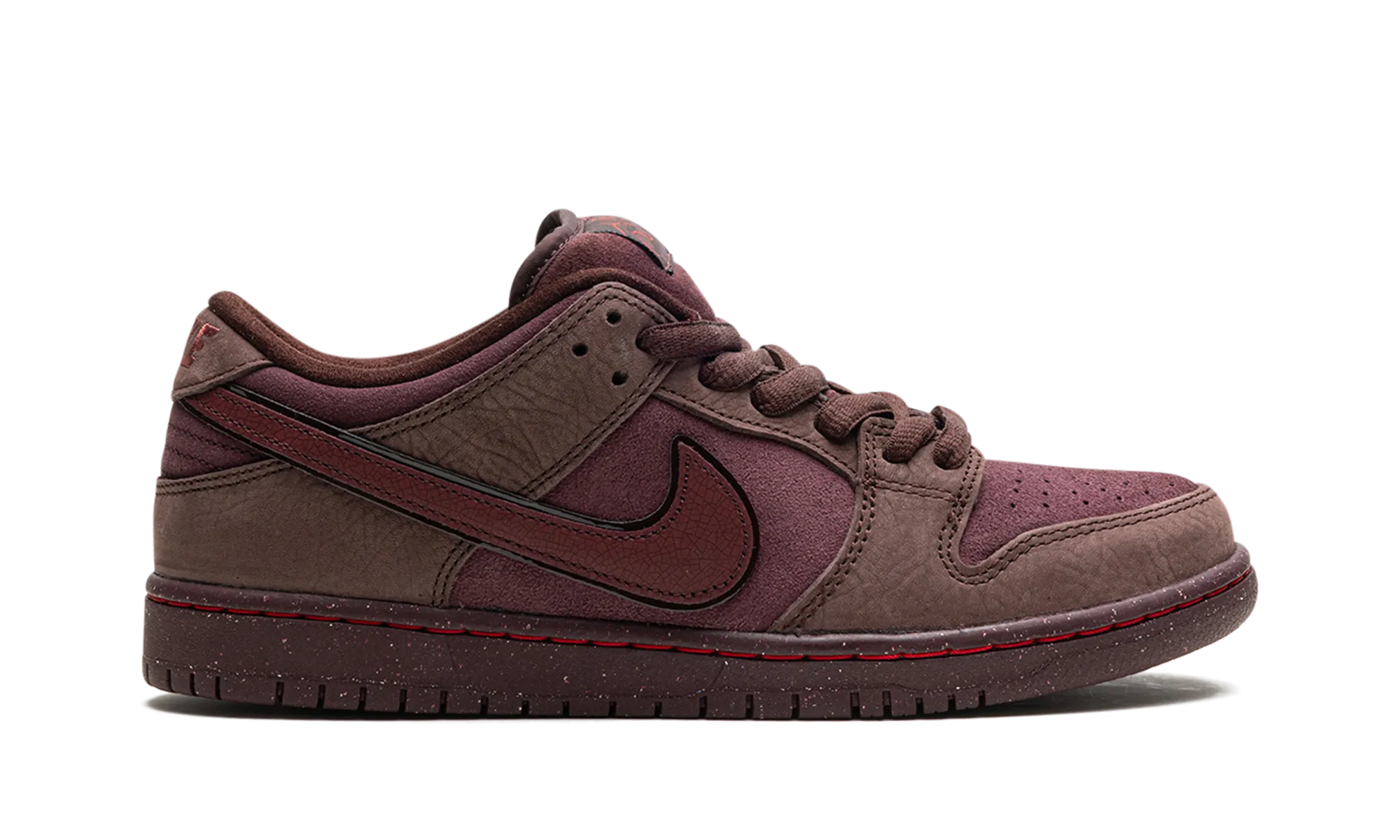 SB Dunk Low "City of Love" nike breathable mens trainers