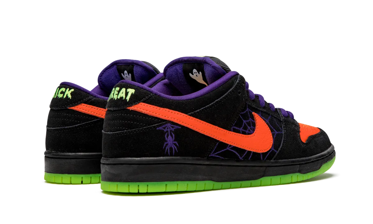 SB Dunk Low "Night of Mischief" nike everyday mens shoes