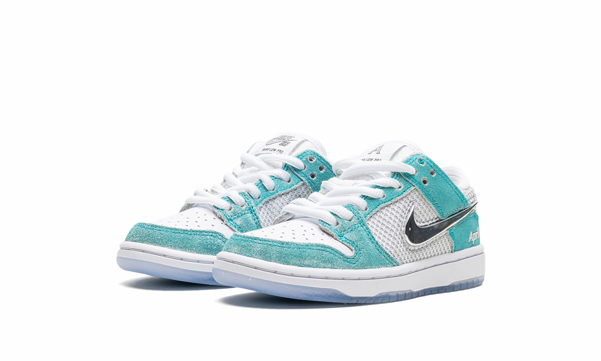 SB Dunk Low Pro QS PS "April Skateboards" nike preschool slip-on sneakers
