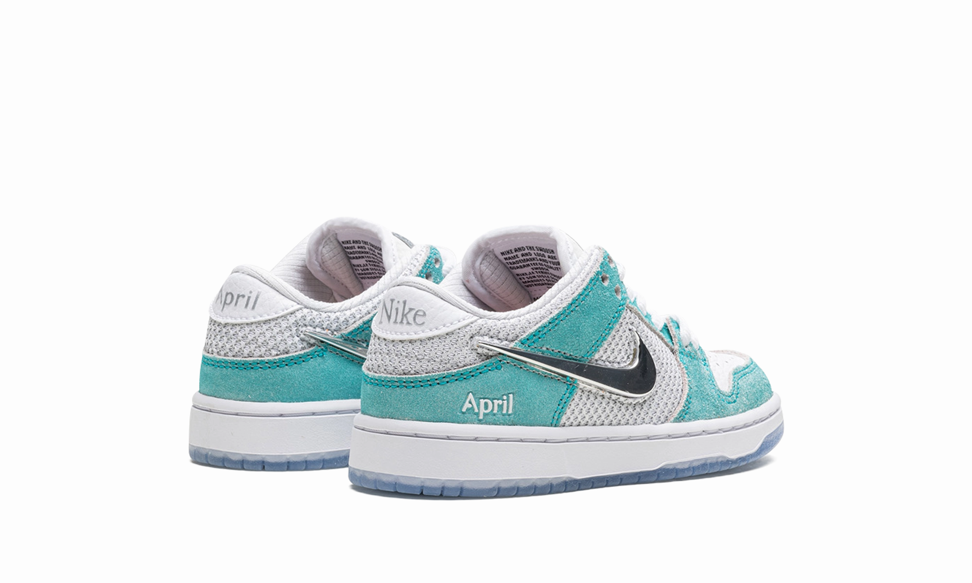 SB Dunk Low Pro QS PS "April Skateboards" nike preschool slip-on sneakers