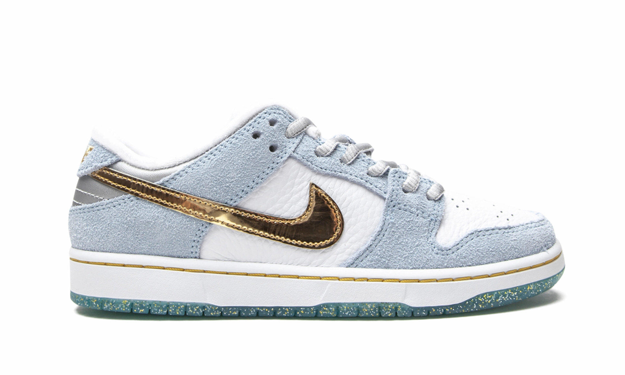 SB Dunk Low PS "Sean Cliver - Holiday Special" nike preschool slip-on sneakers