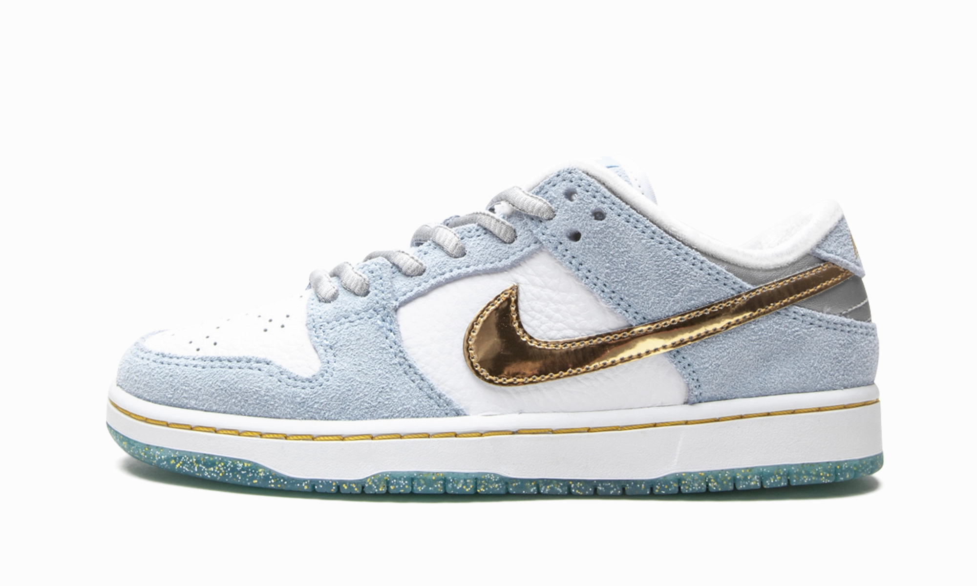 SB Dunk Low PS "Sean Cliver - Holiday Special" nike preschool slip-on sneakers