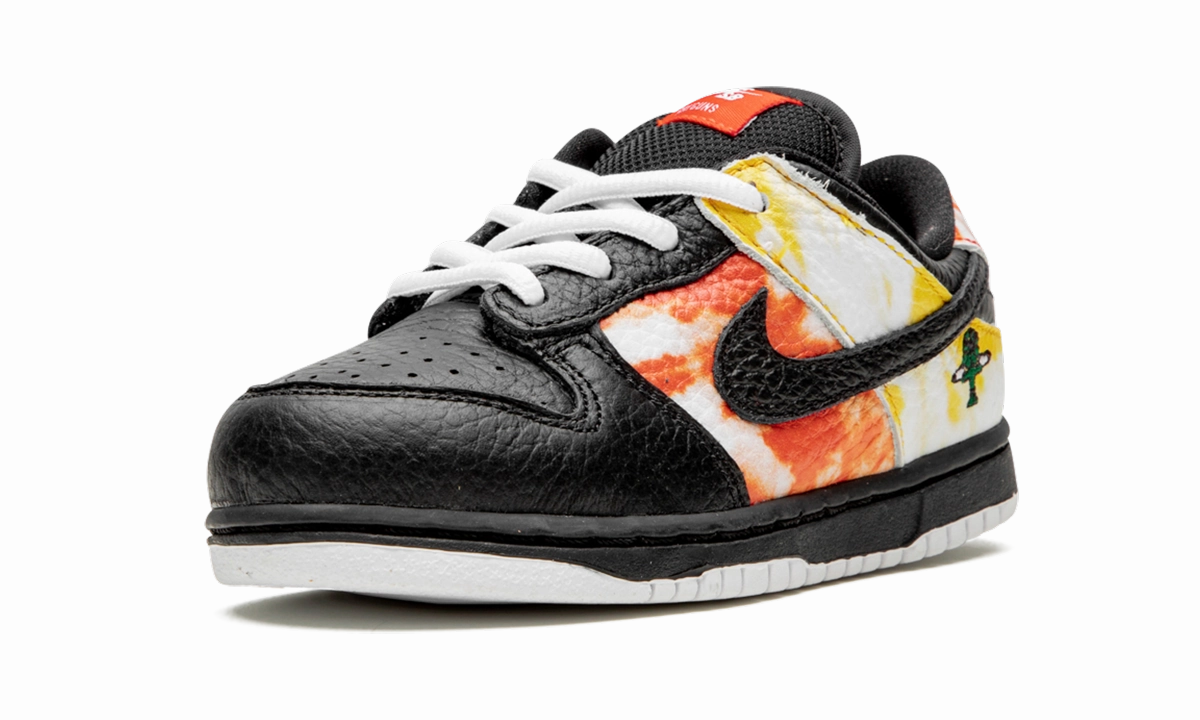 SB Dunk Low QS (TD) "Tie-Dye Rayguns 2019 - Black" nike toddler soft shoes