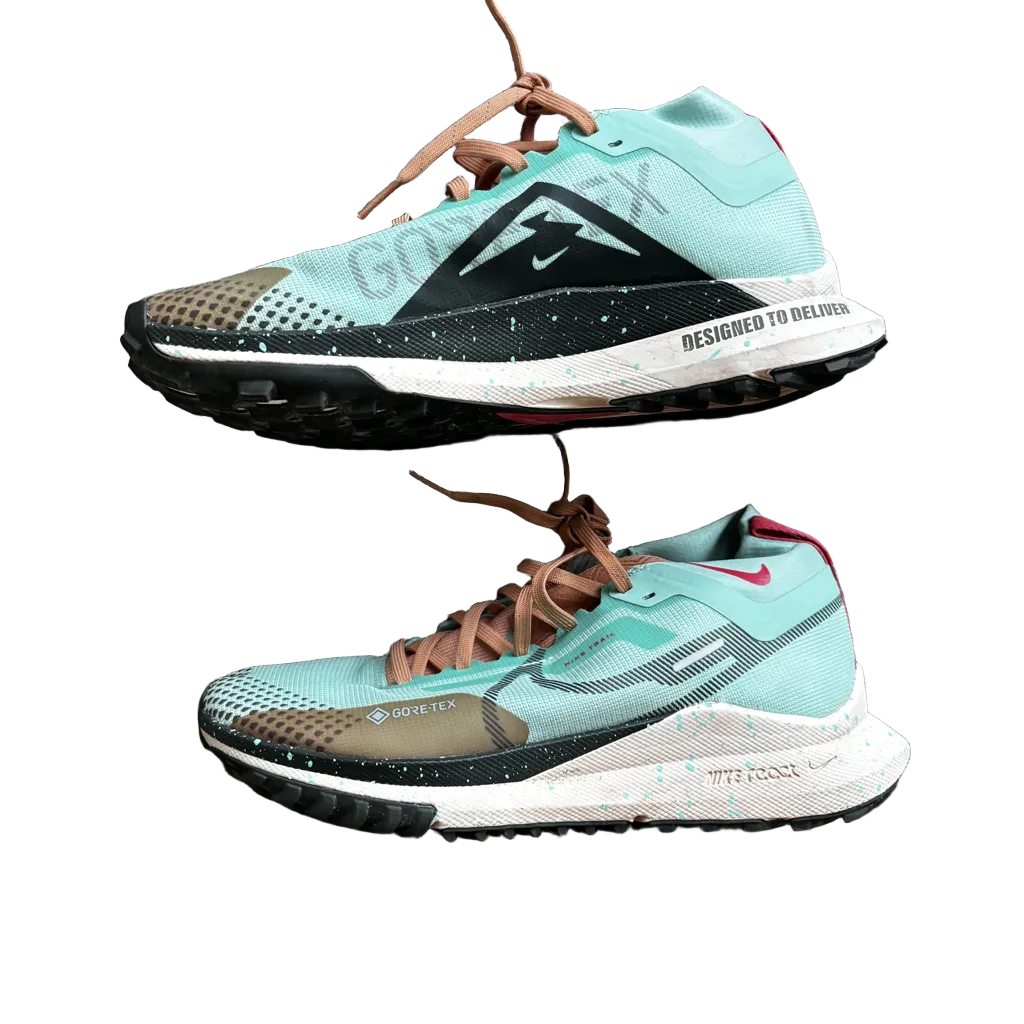 Shoes Athletic By Nike  Size: 8.5 nike