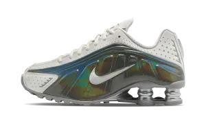 Shox R4 WMNS "White Iridescent" Nike Women's sneakers