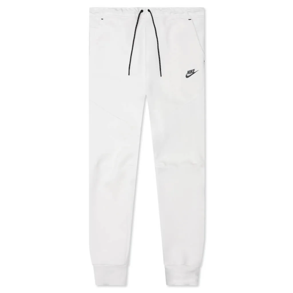 Sportswear Tech Fleece Joggers - Phantom/Black Nike signature design with comfort fit