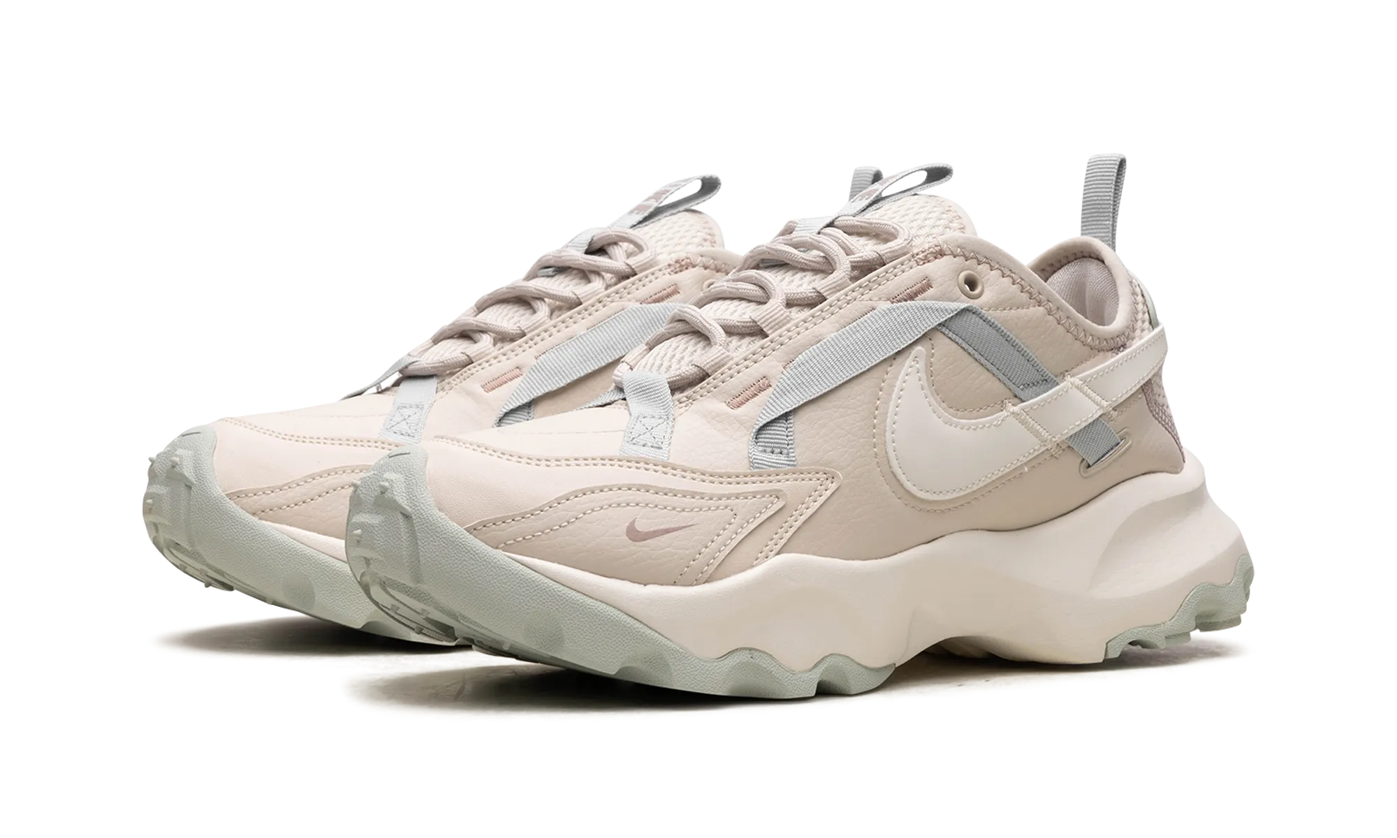 TC 7900 WMNS "Light Orewood Brown" nike stylish womens footwear