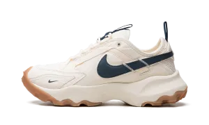 TC 7900 WMNS "Pale Ivory Armory Navy" Nike Women's options