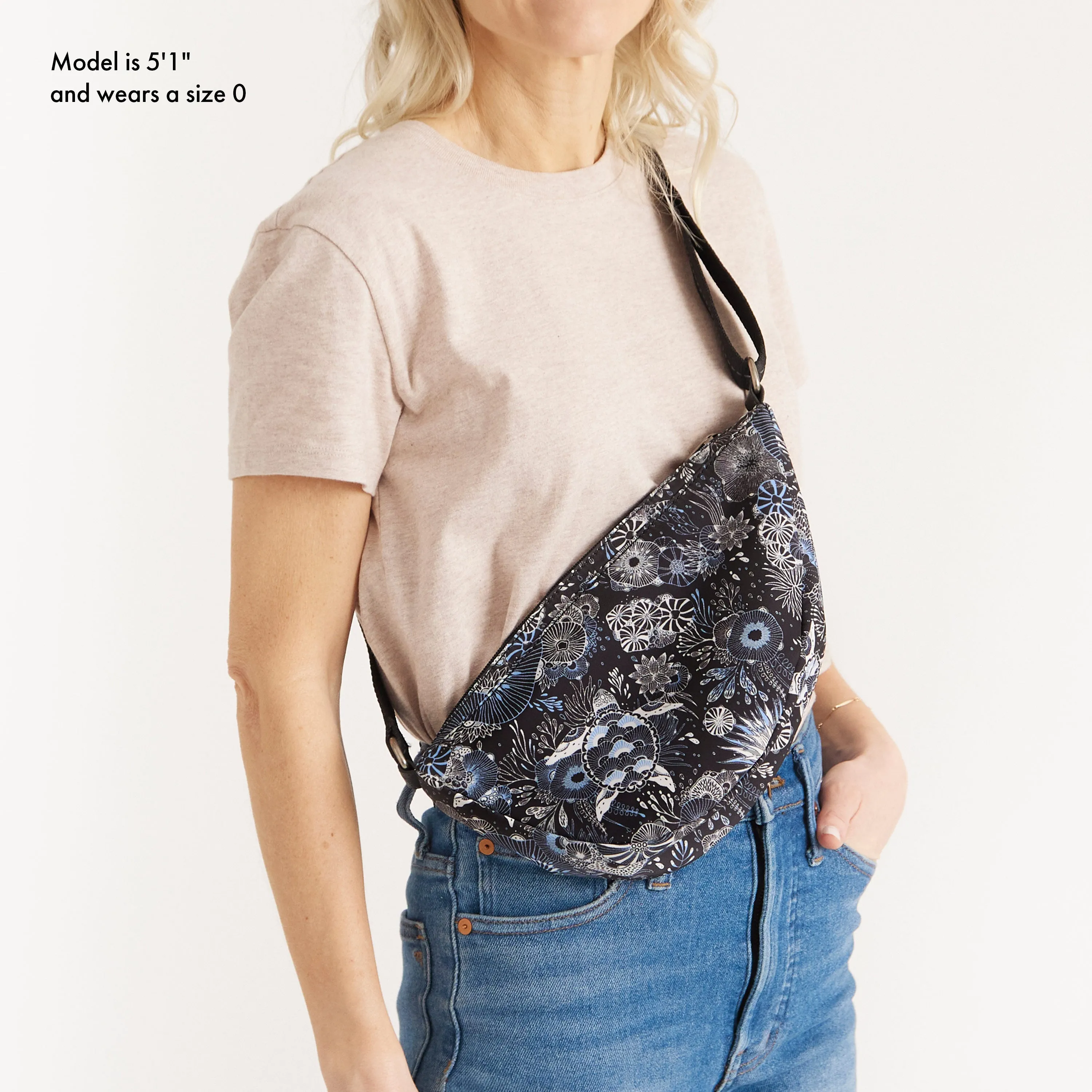 Tess Sling Bag Bags The Sak Backpacks