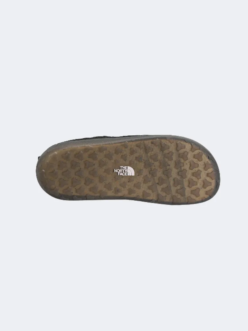 The North Face Base Camp  Men Lifestyle Slippers Black Mens Casual Everyday Sneakers