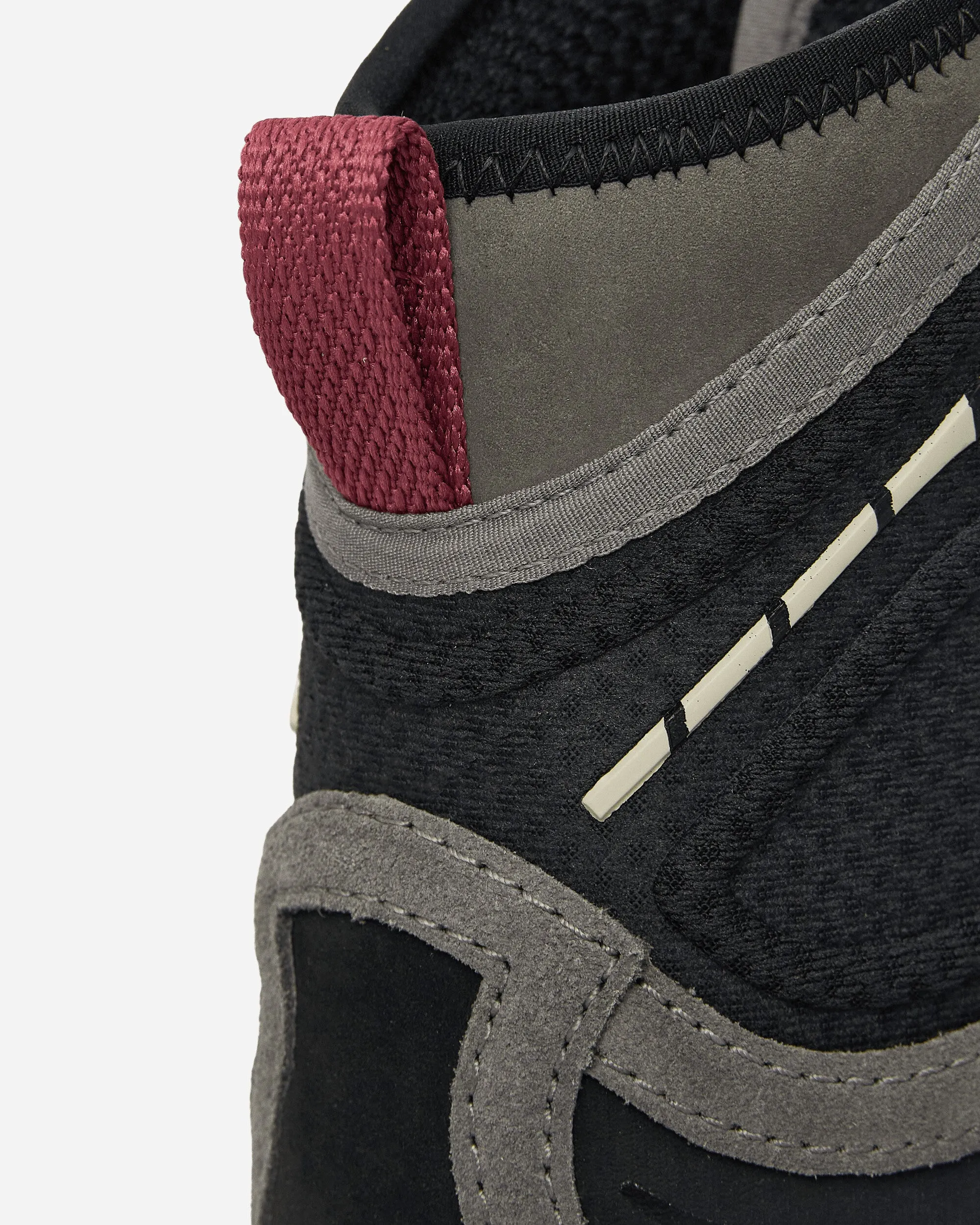Tor Ultra Hi GORE-TEX Sneakers Black / Magnetite Max Cushion Trainers