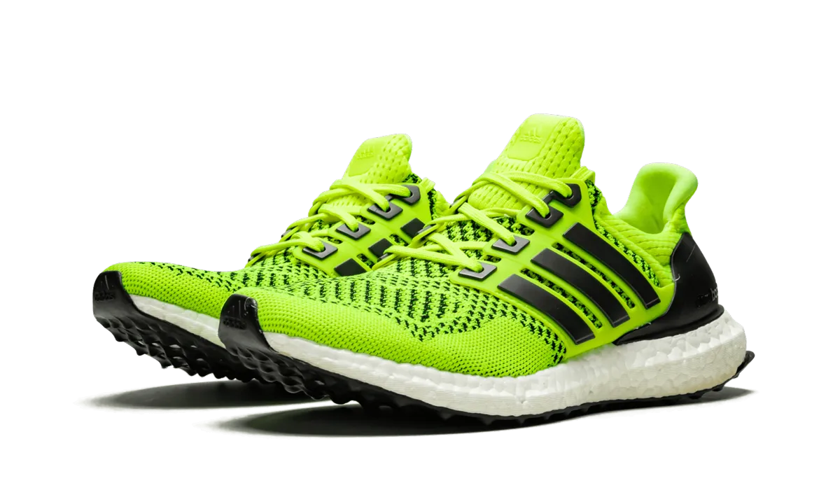 Ultra Boost M adidas mens active shoes