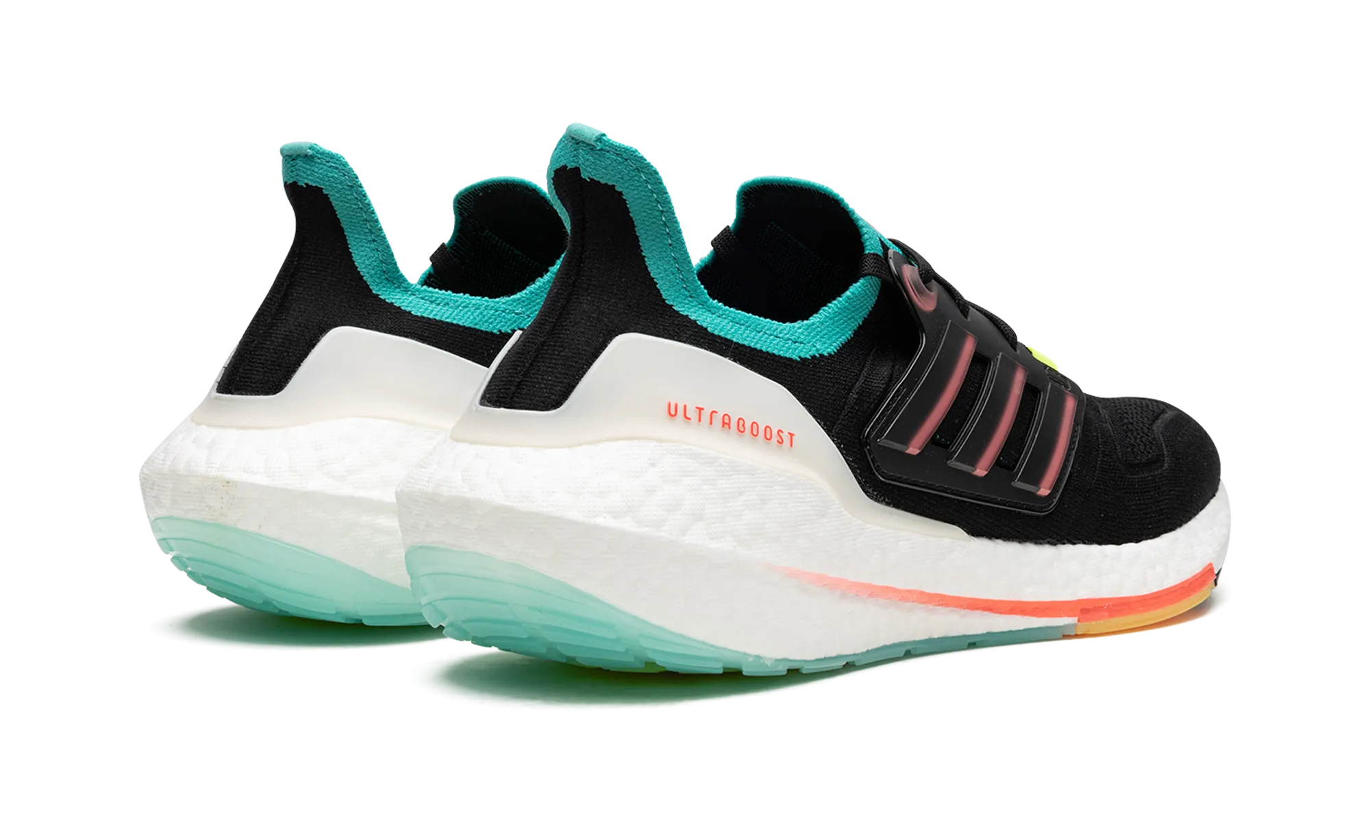 Ultraboost 22 adidas low-top mens trainers
