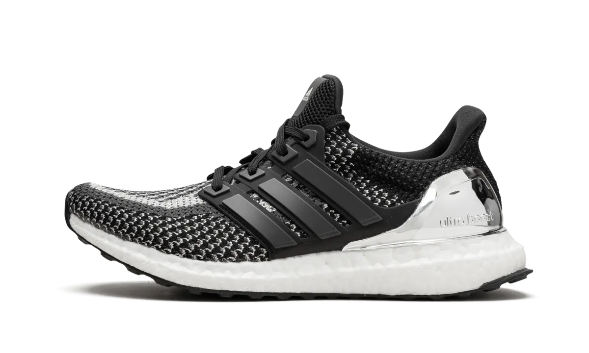 UltraBOOST GS Adidas Grade School shoes