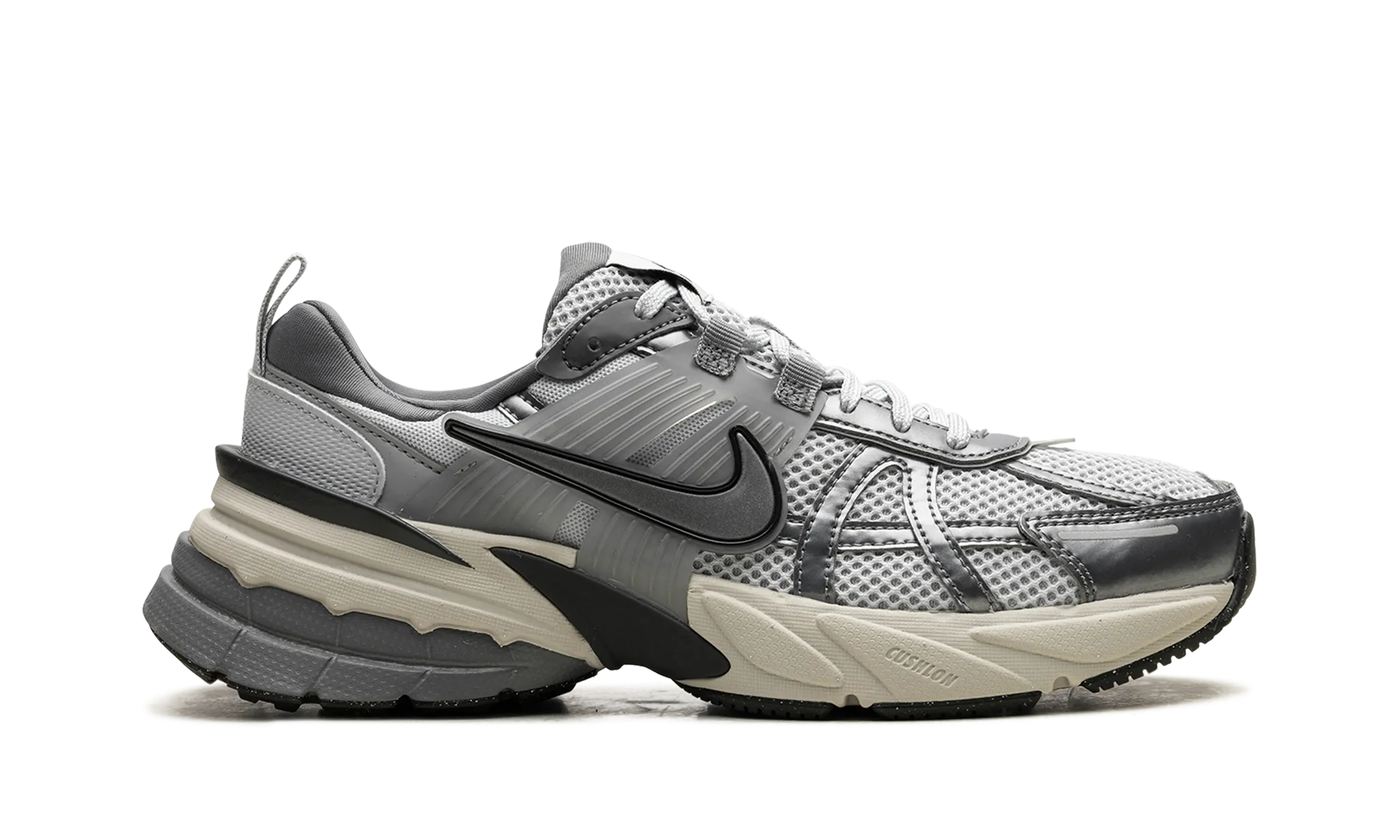 V2K RUN WMNS "Pure Platinum Wolf Grey" nike womens casual sneakers