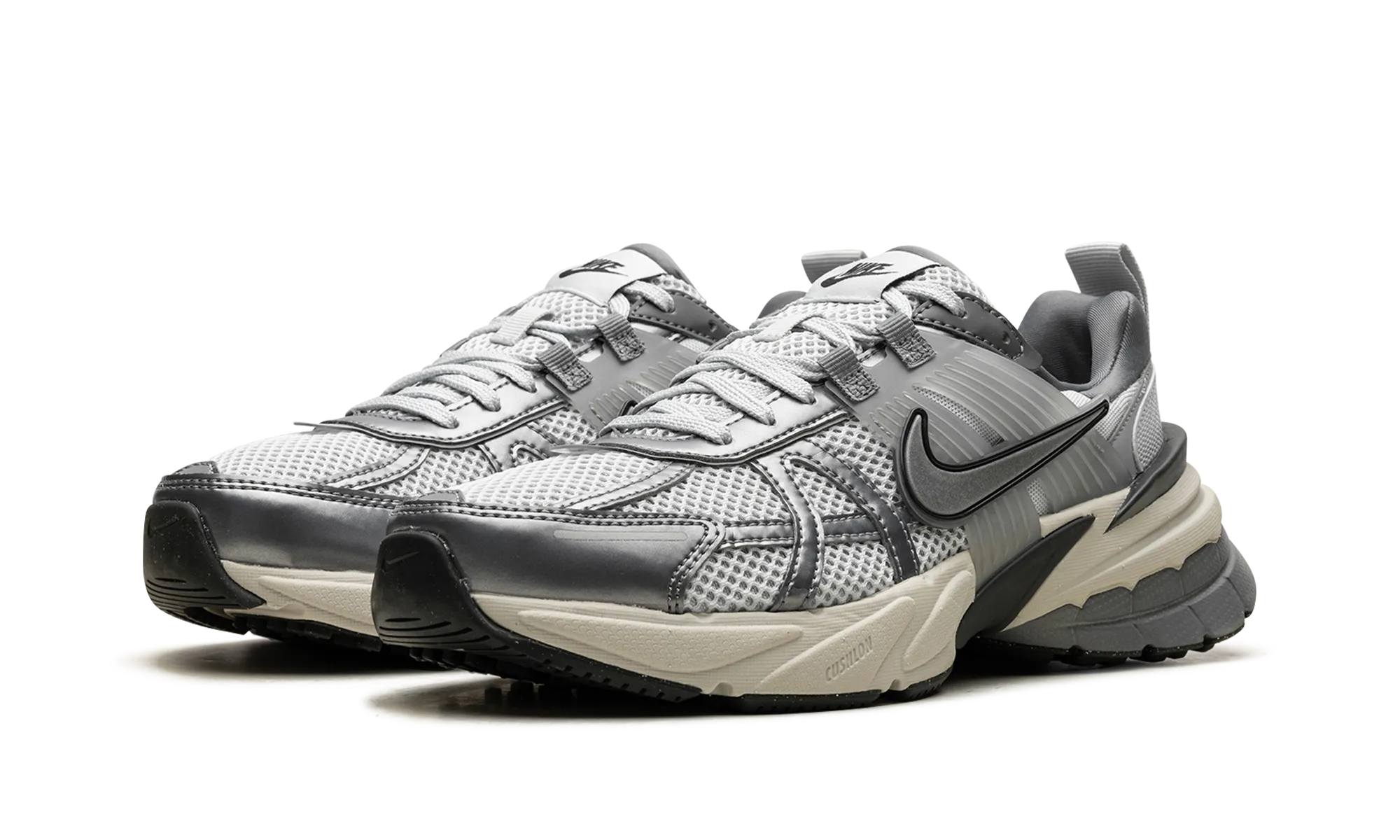 V2K RUN WMNS "Pure Platinum Wolf Grey" nike womens casual sneakers