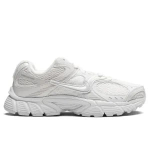 V5 RNR - White/Black/Metallic Silver Nike everyday shoes with mesh upper